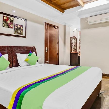 Treebo Symphony Hotels And Resorts Angamally Kizhake Chālakudi Eksteriør bilde