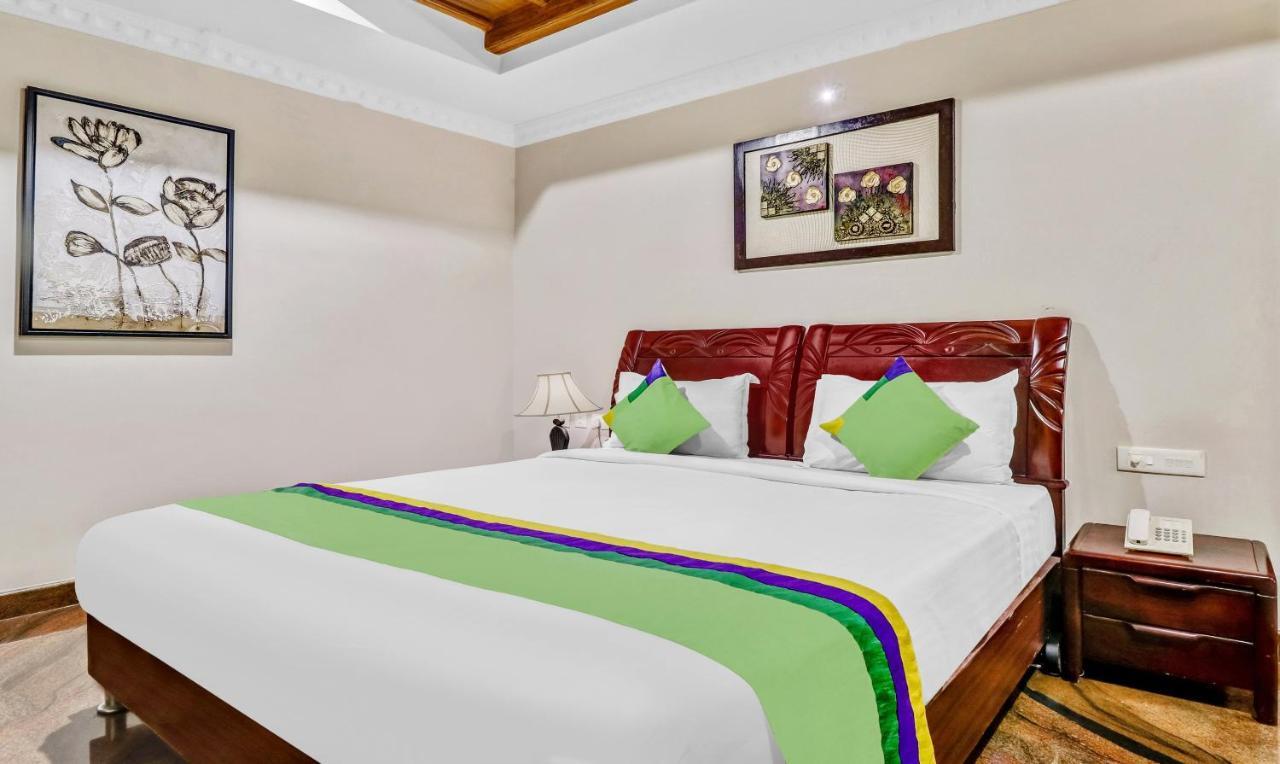 Treebo Symphony Hotels And Resorts Angamally Kizhake Chālakudi Eksteriør bilde