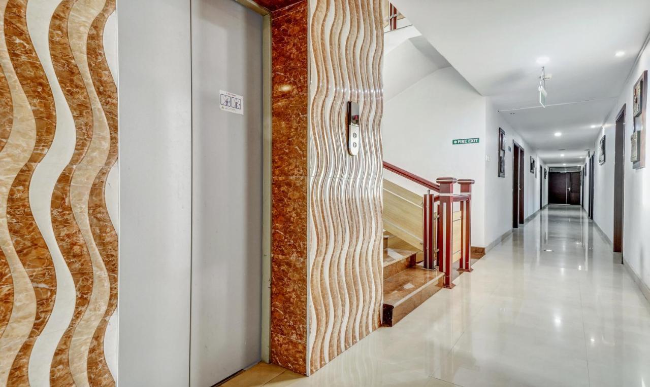Treebo Symphony Hotels And Resorts Angamally Kizhake Chālakudi Eksteriør bilde